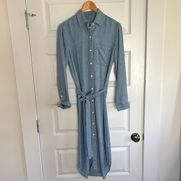 Faherty Dresses & Skirts - Faherty The Tried and True MIDI Shirt Dress. Blue Tide Wash. XXS